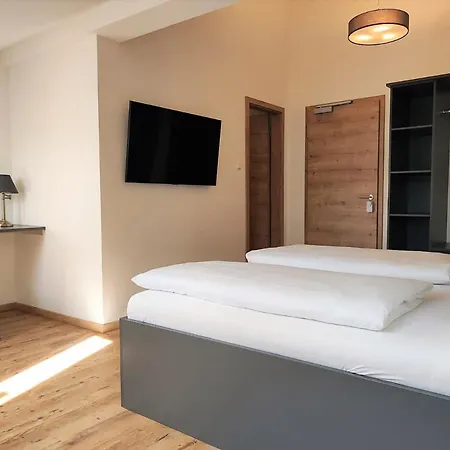 Hotel Am Gleis 1