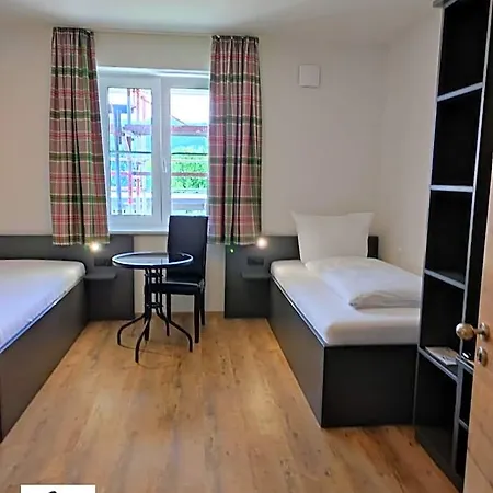 Hotel Am Gleis 1 - Self-check-in